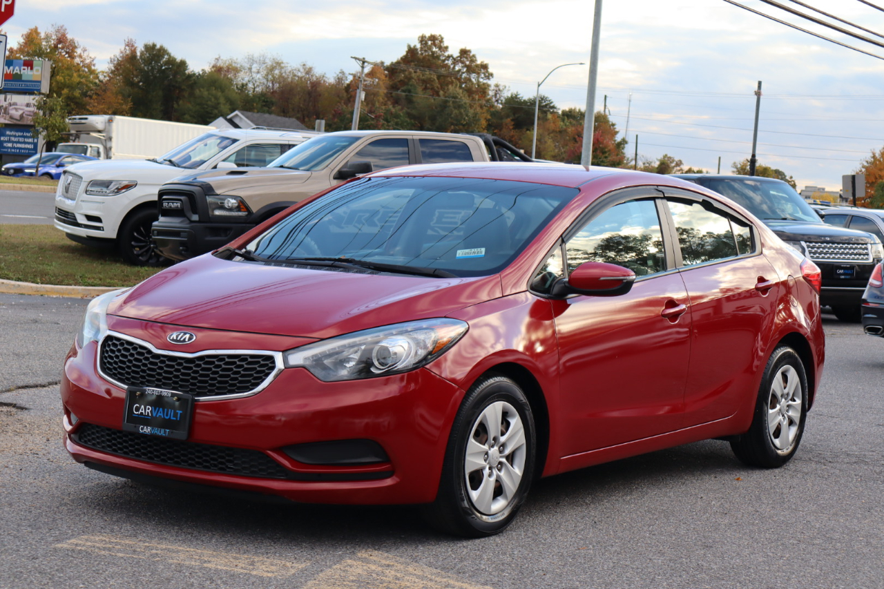2016 Kia Forte LX photo 2