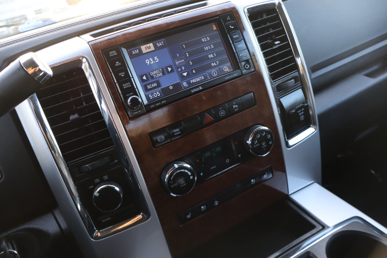 RAM 3500 Laramie Crew Cab LWB 4WD DRW 2012