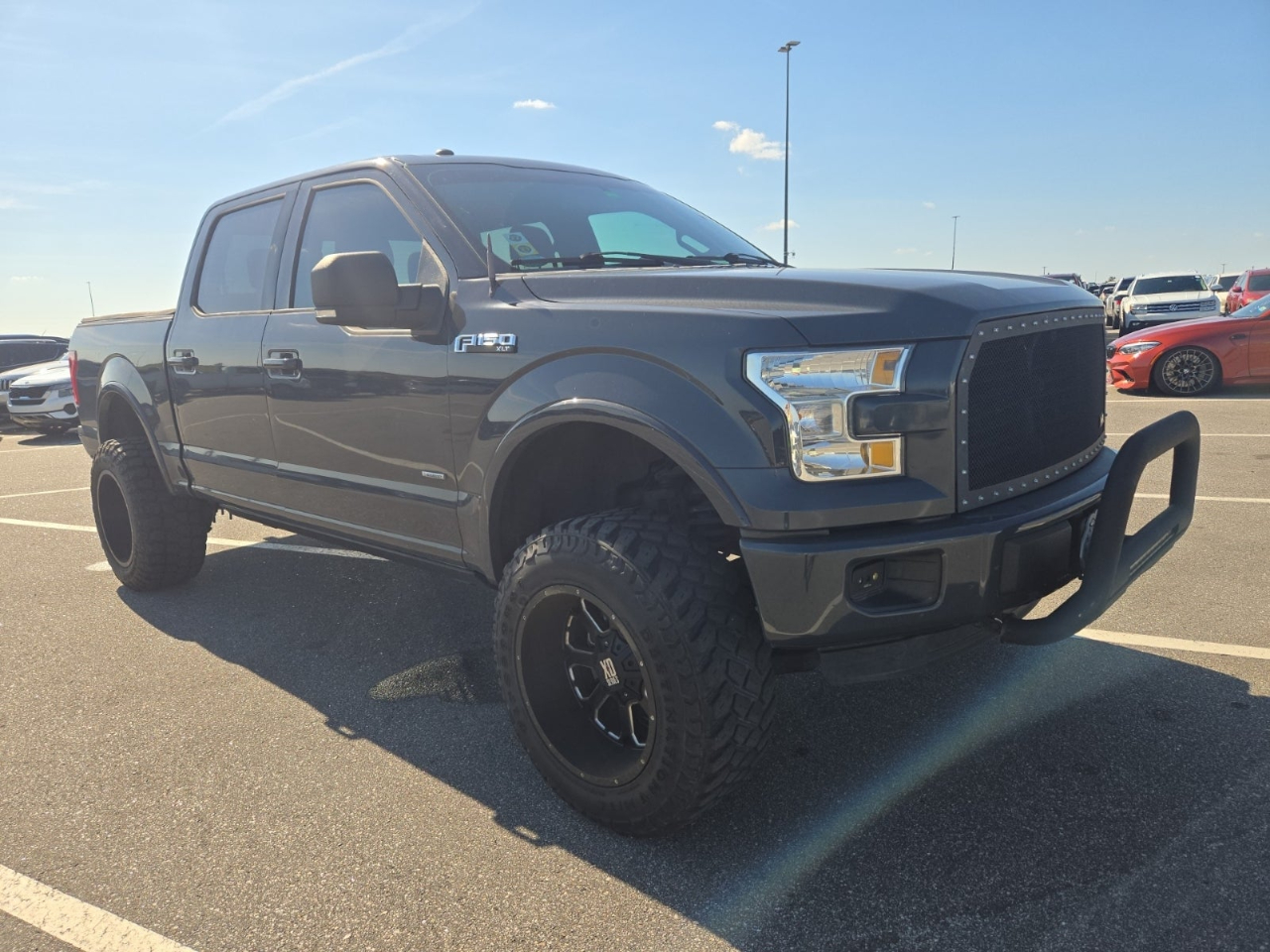 2016 Ford F-150 XLT photo 4