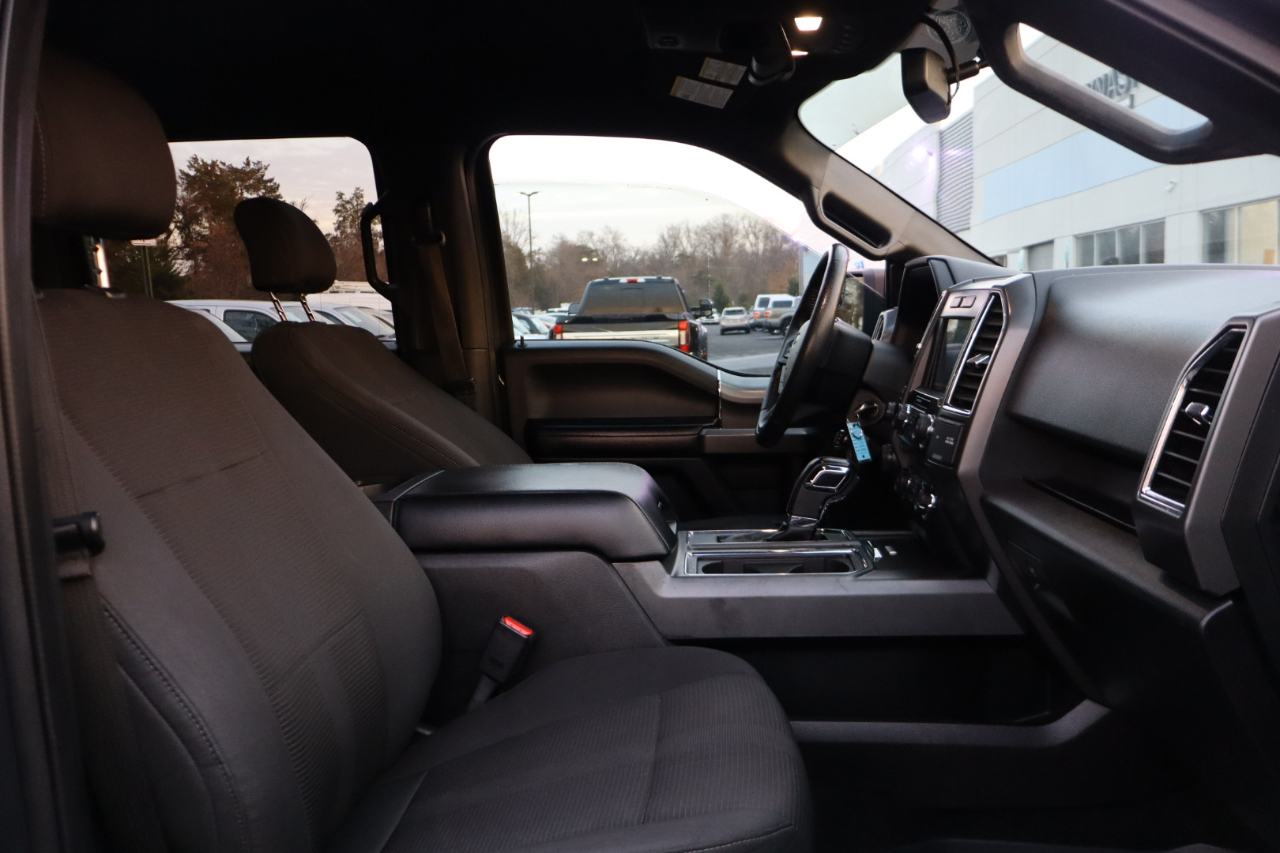 Ford F-150 XLT SuperCrew 4WD 2016