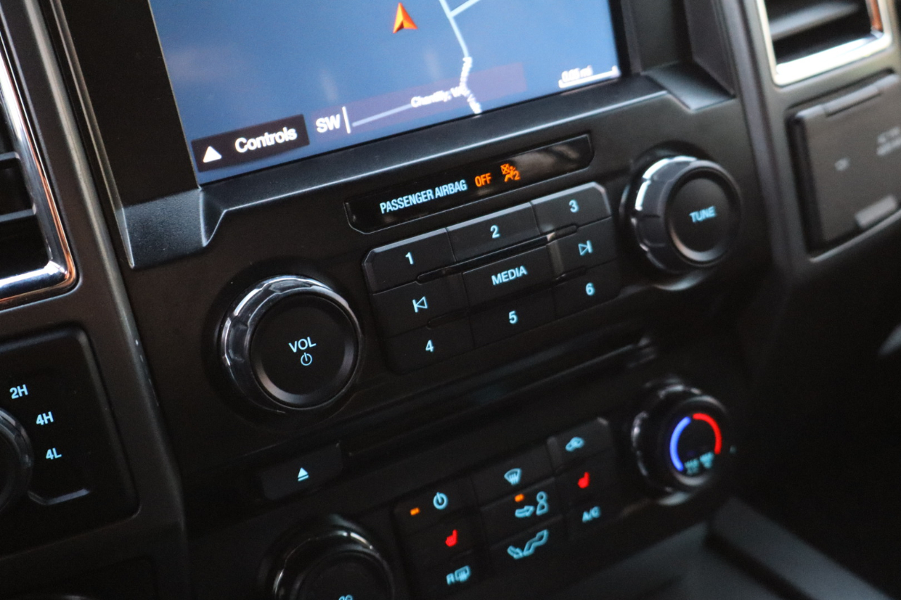 Ford F-150 XLT SuperCrew 4WD 2016