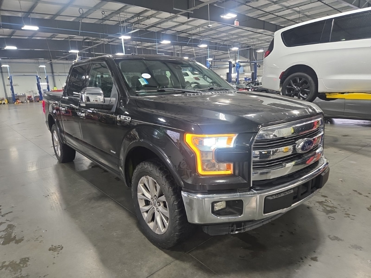 2015 Ford F-150 Lariat photo 4