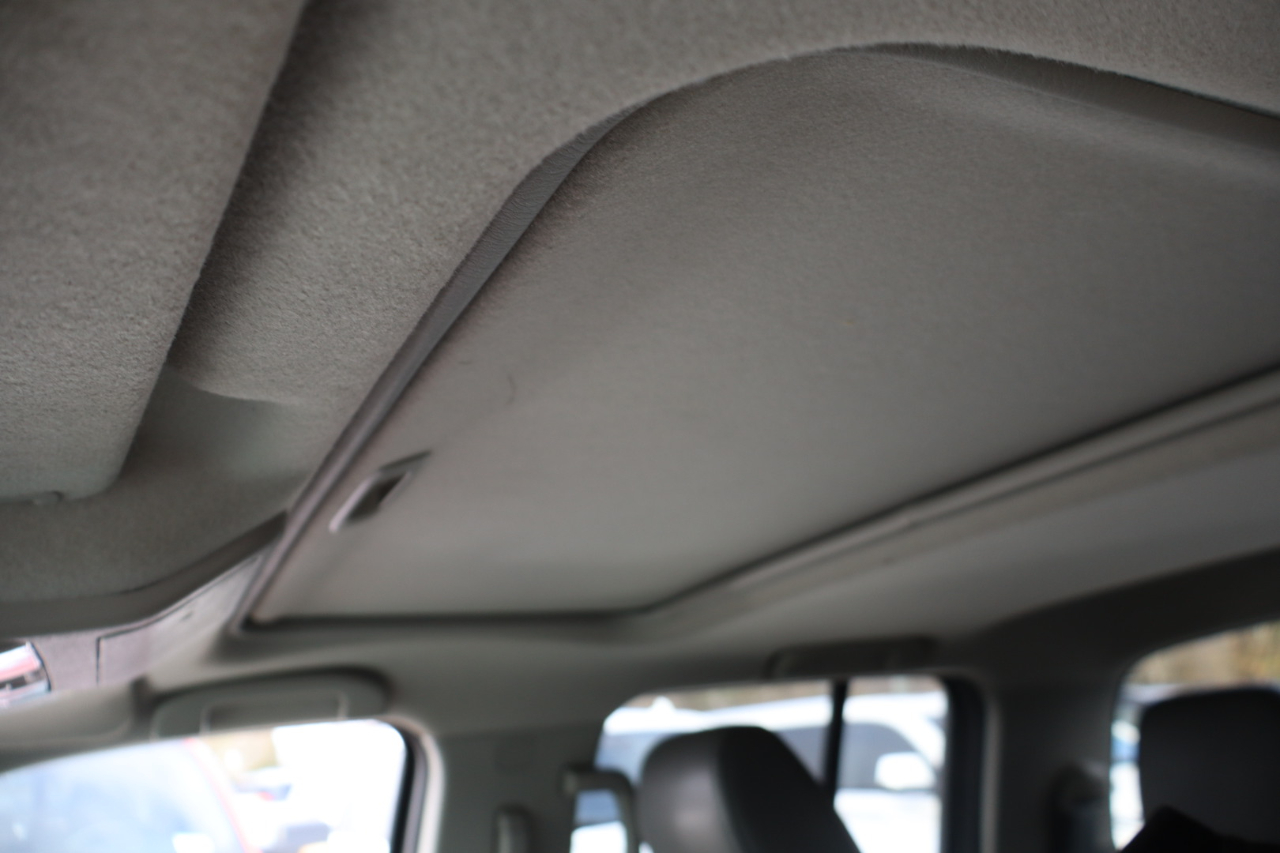 Nissan Frontier SL Crew Cab 4WD 2012