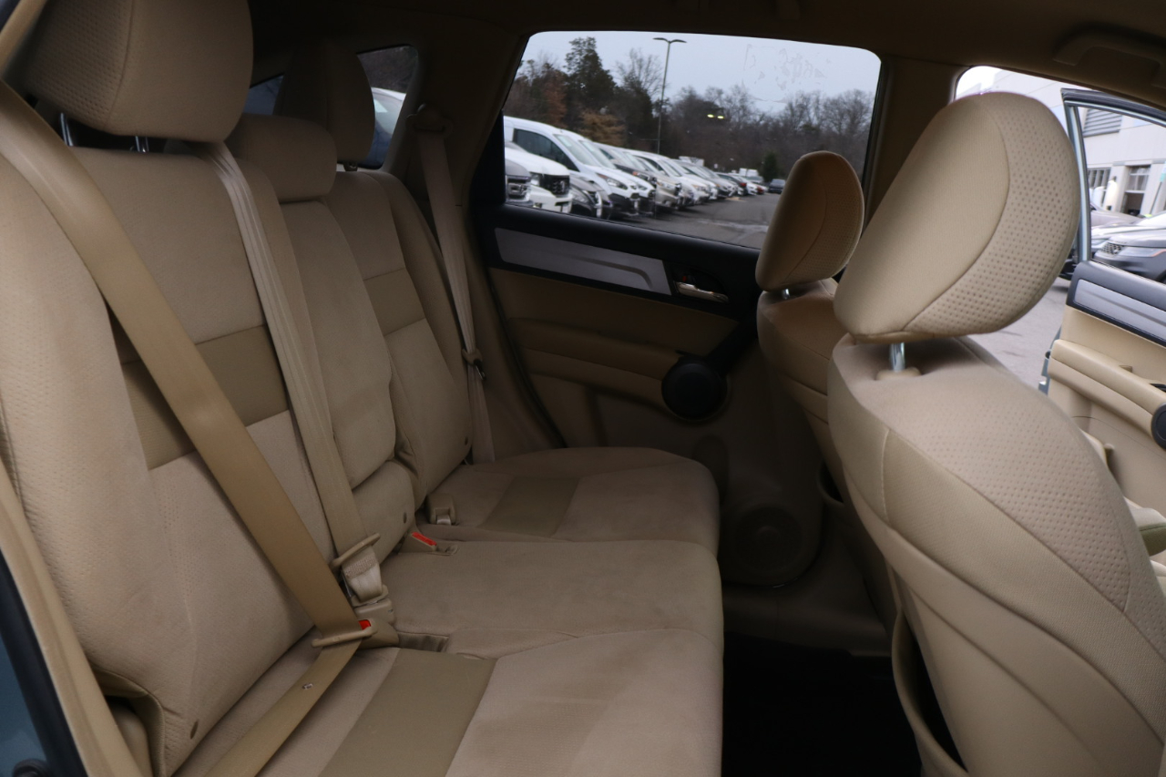 Honda CR-V SE 4WD 5-Speed AT 2011