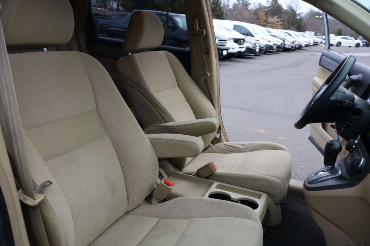 Honda CR-V SE 4WD 5-Speed AT 2011