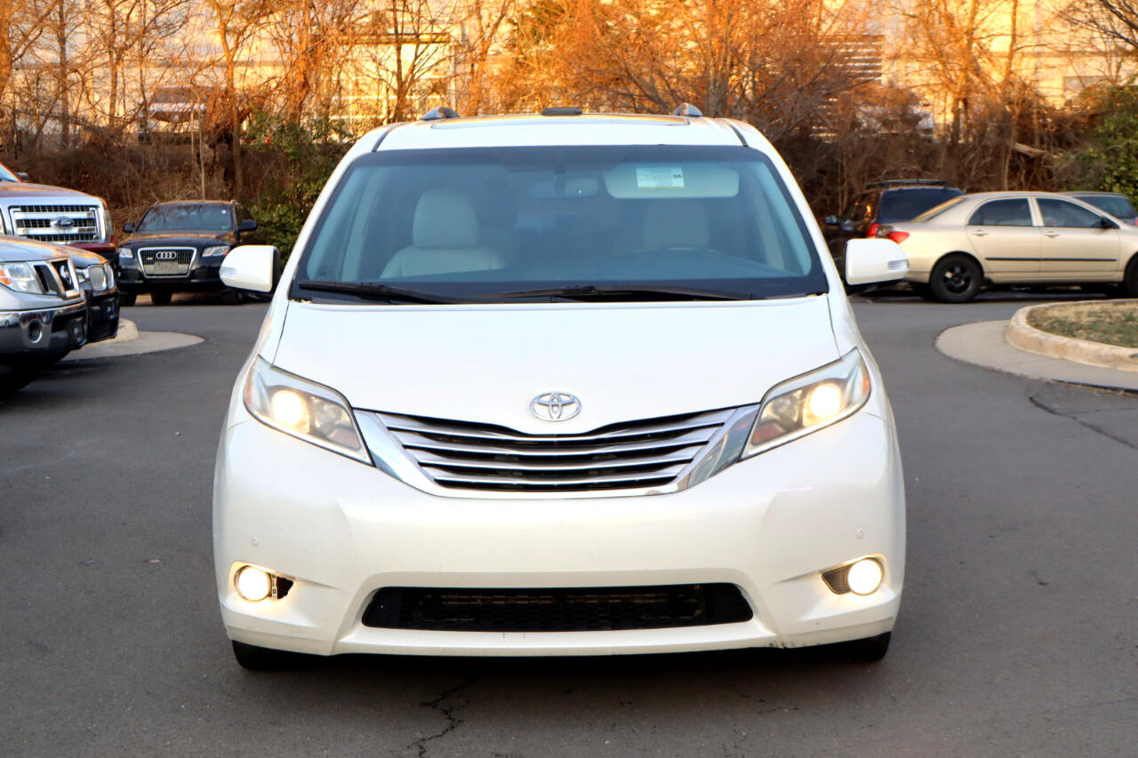 Toyota Sienna Limited Premium 7-Passenger 2017