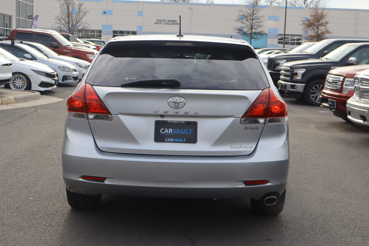 Toyota Venza LE I4 AWD 2015