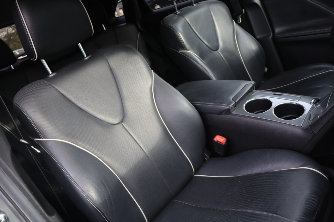 Toyota Venza LE I4 AWD 2015