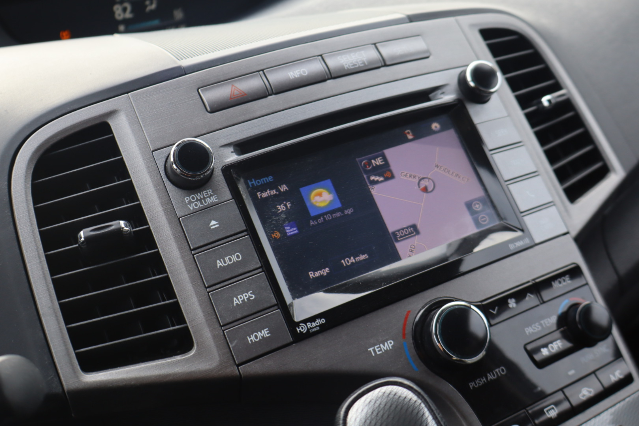 Toyota Venza LE I4 AWD 2015