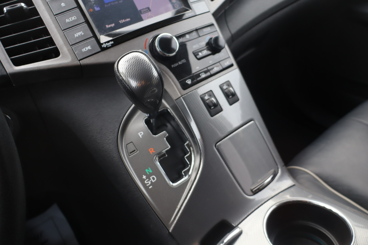 Toyota Venza LE I4 AWD 2015