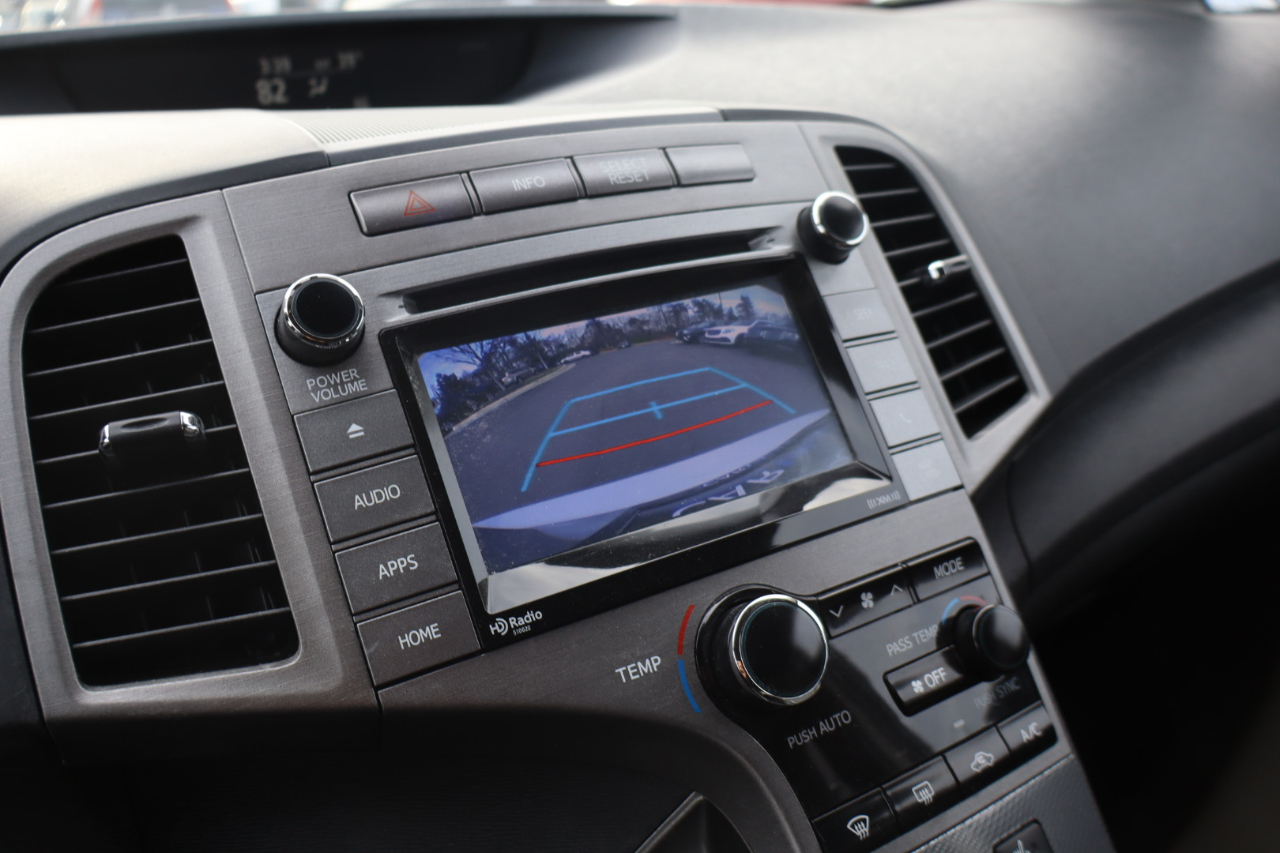 Toyota Venza LE I4 AWD 2015