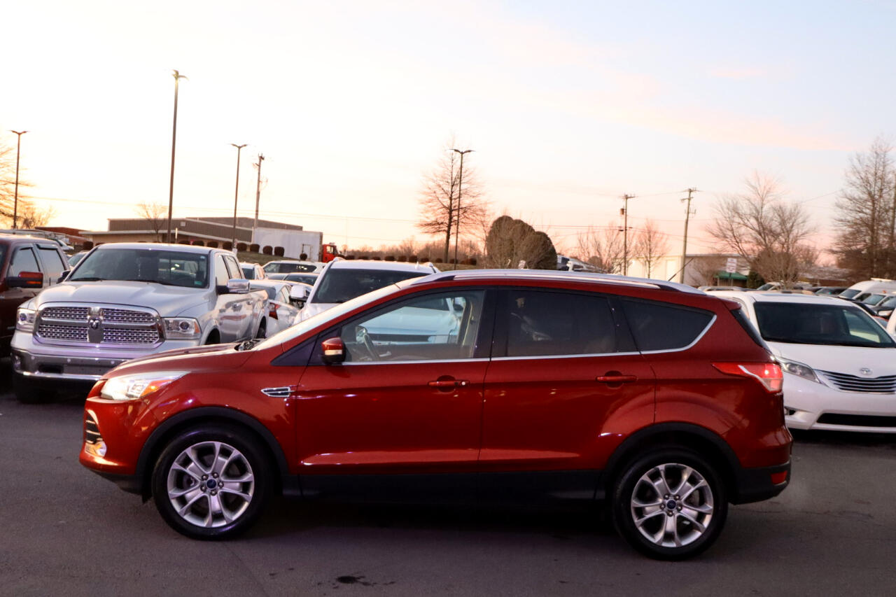 Ford Escape Titanium 4WD 2016