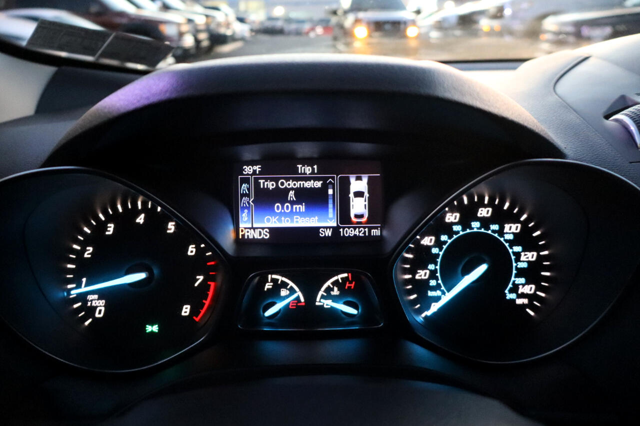 Ford Escape Titanium 4WD 2016