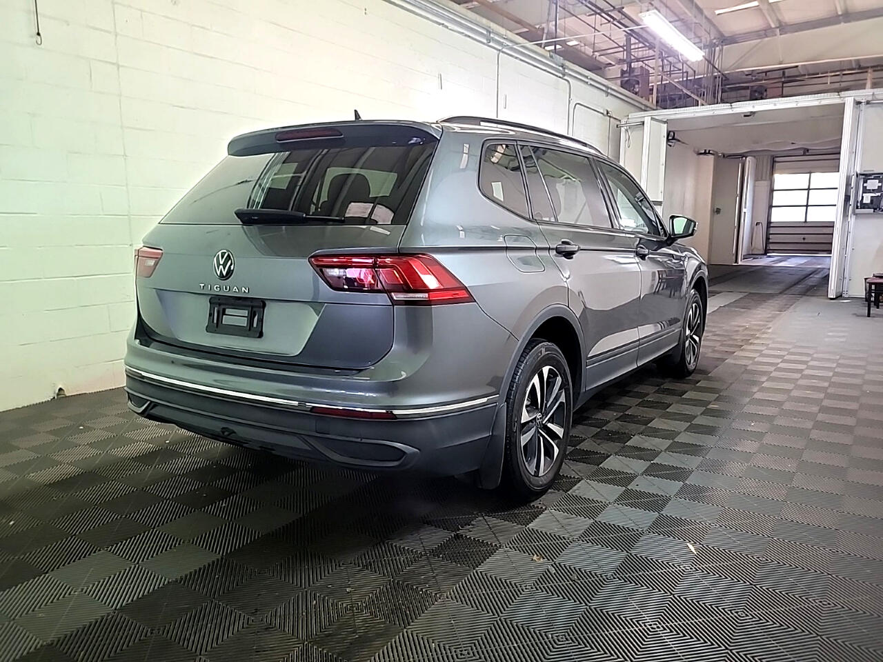 Volkswagen Tiguan S 2022