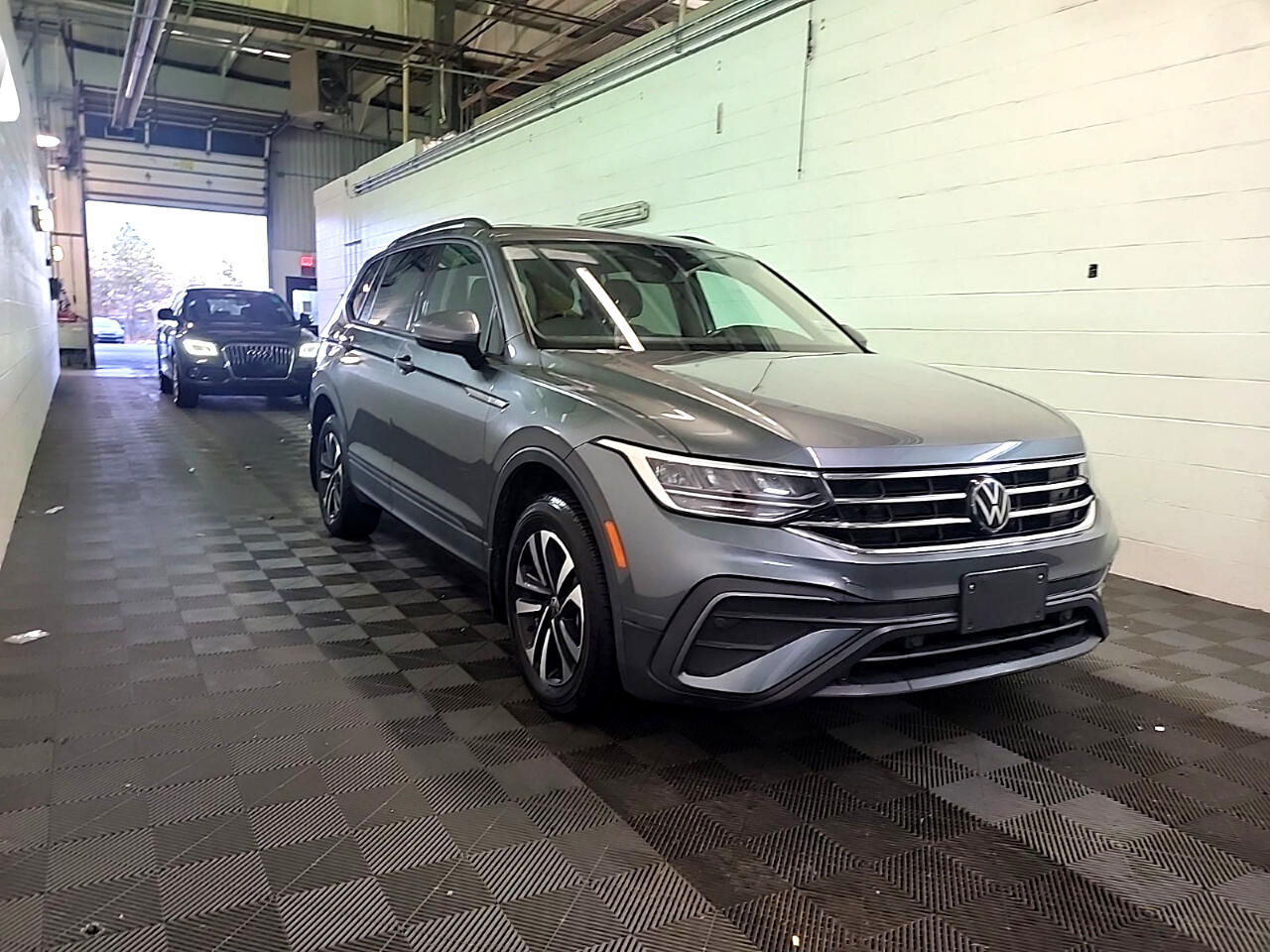 Volkswagen Tiguan S 2022