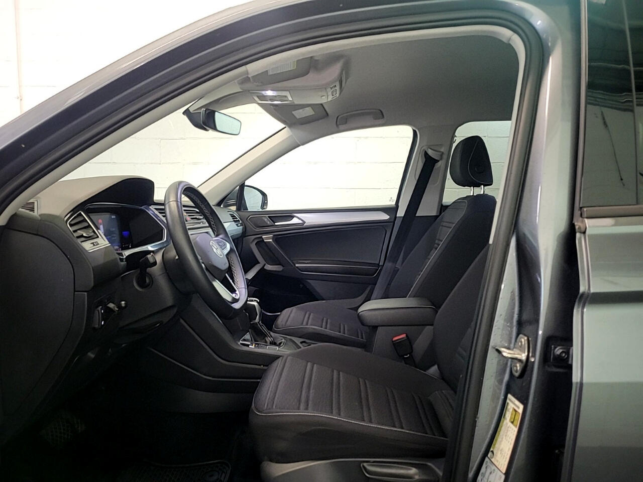 Volkswagen Tiguan S 2022