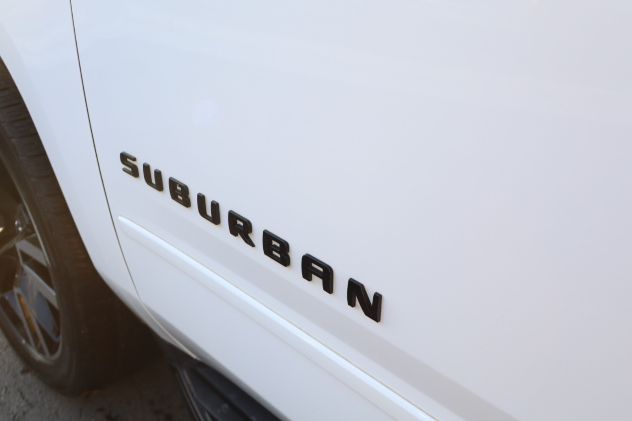 Chevrolet Suburban 4WD 4dr Premier 2019