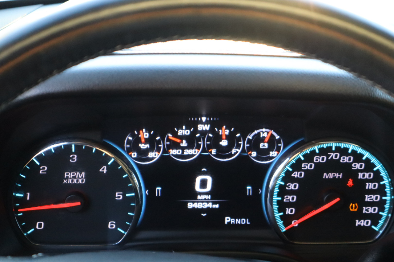 Chevrolet Suburban 4WD 4dr Premier 2019