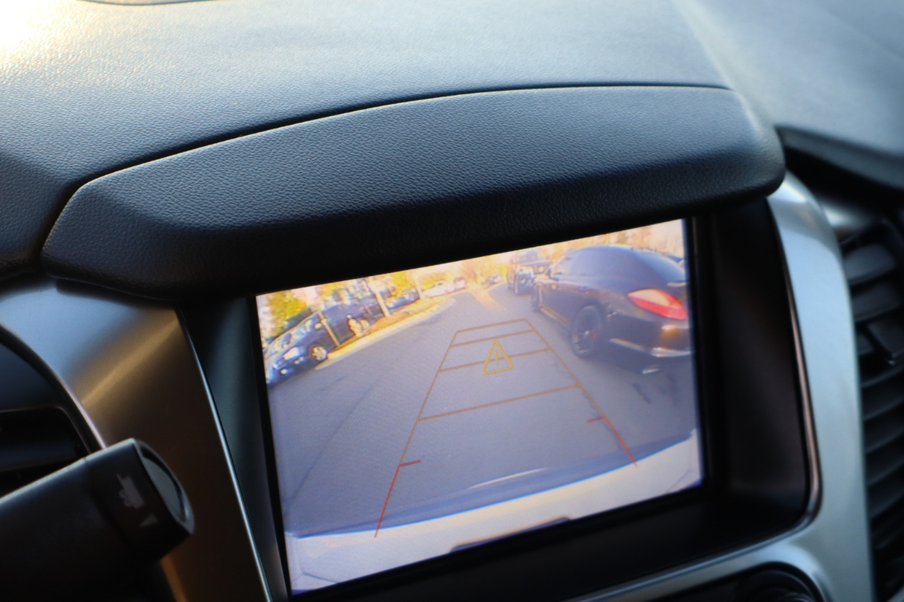 Chevrolet Suburban 4WD 4dr Premier 2019