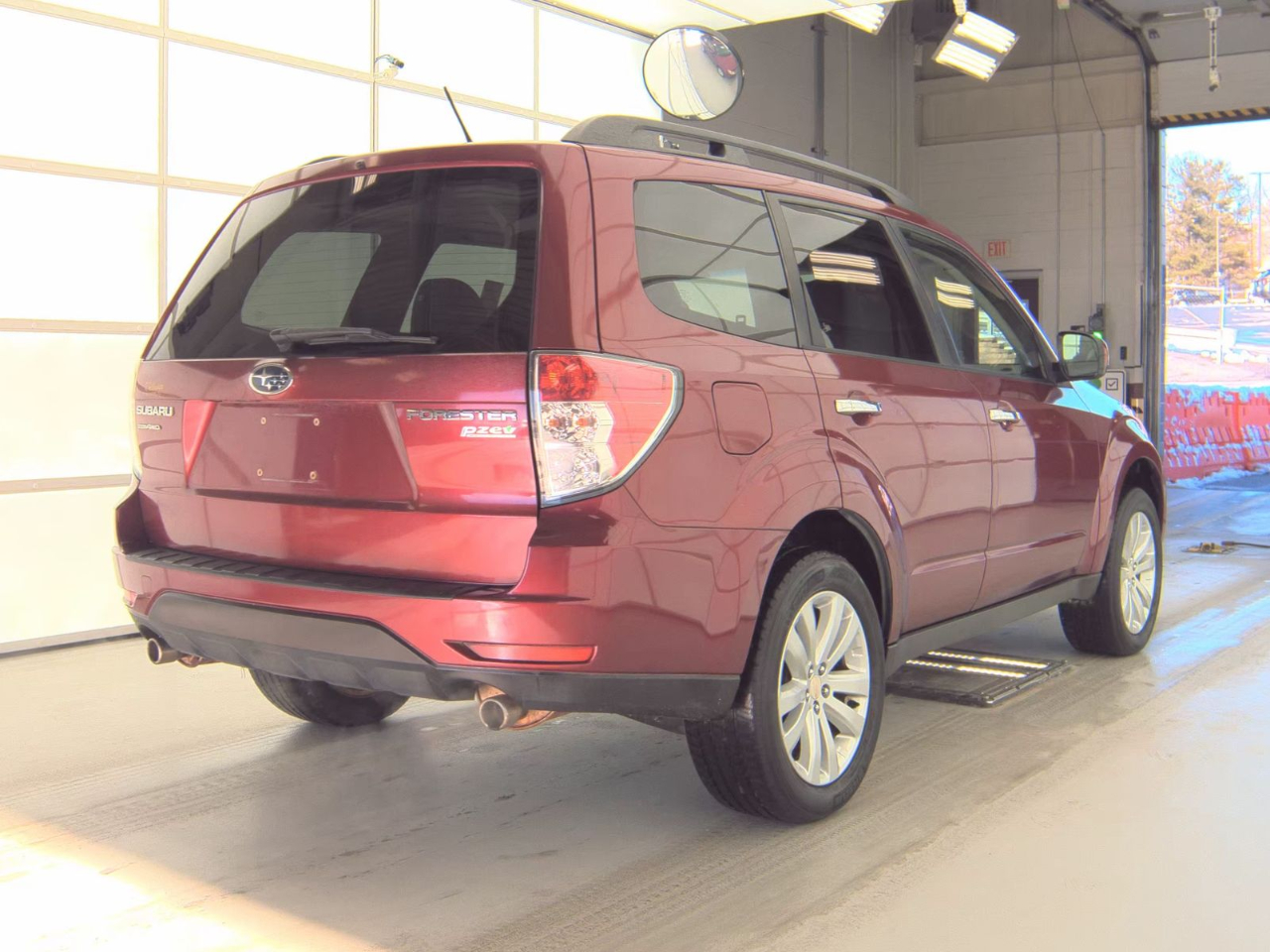 2011 Subaru Forester X Limited's photo
