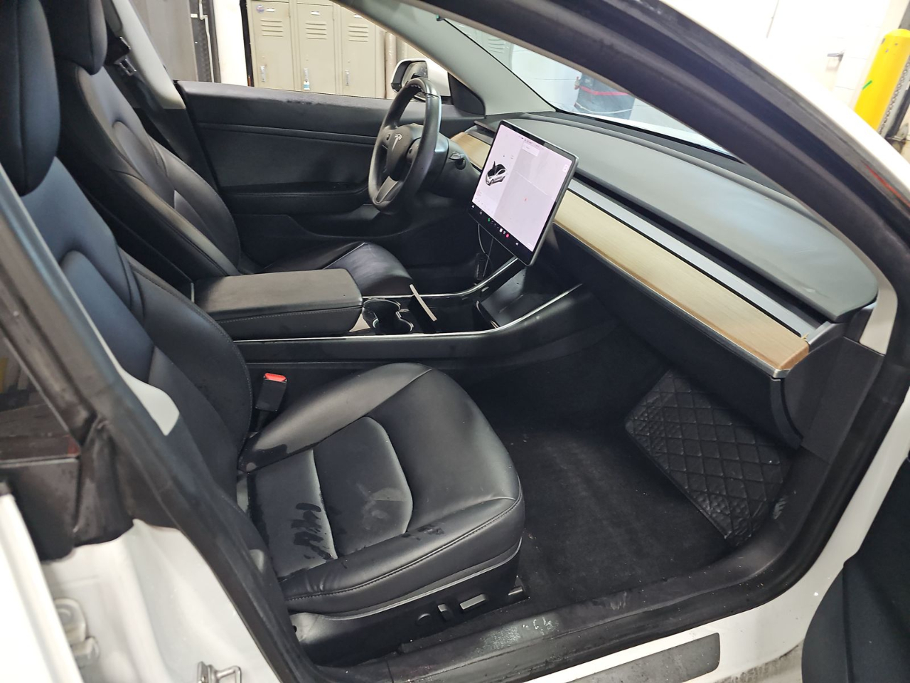 Tesla Model 3 Standard Range Plus 2020