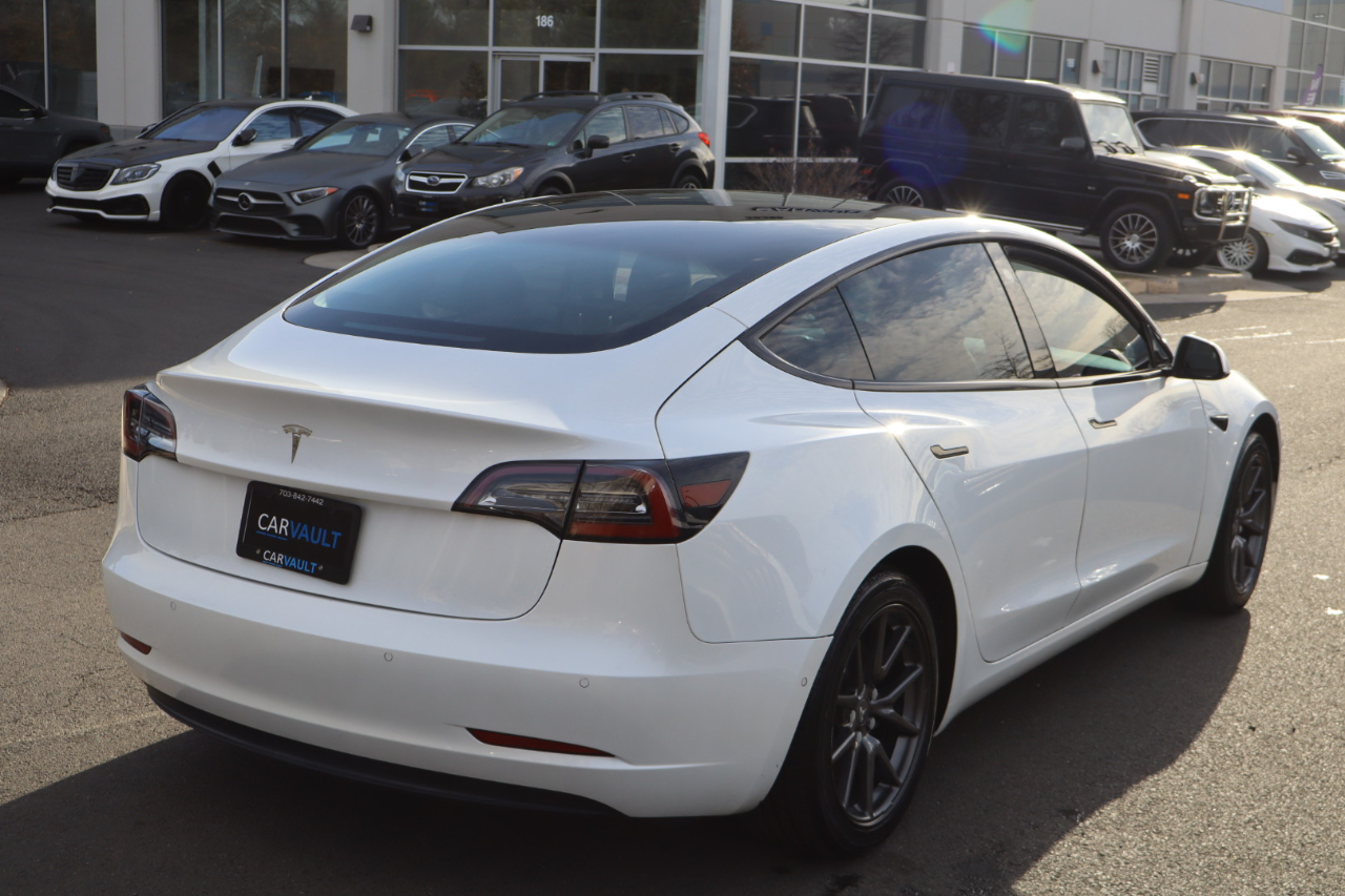 Tesla Model 3 Standard Range Plus 2020