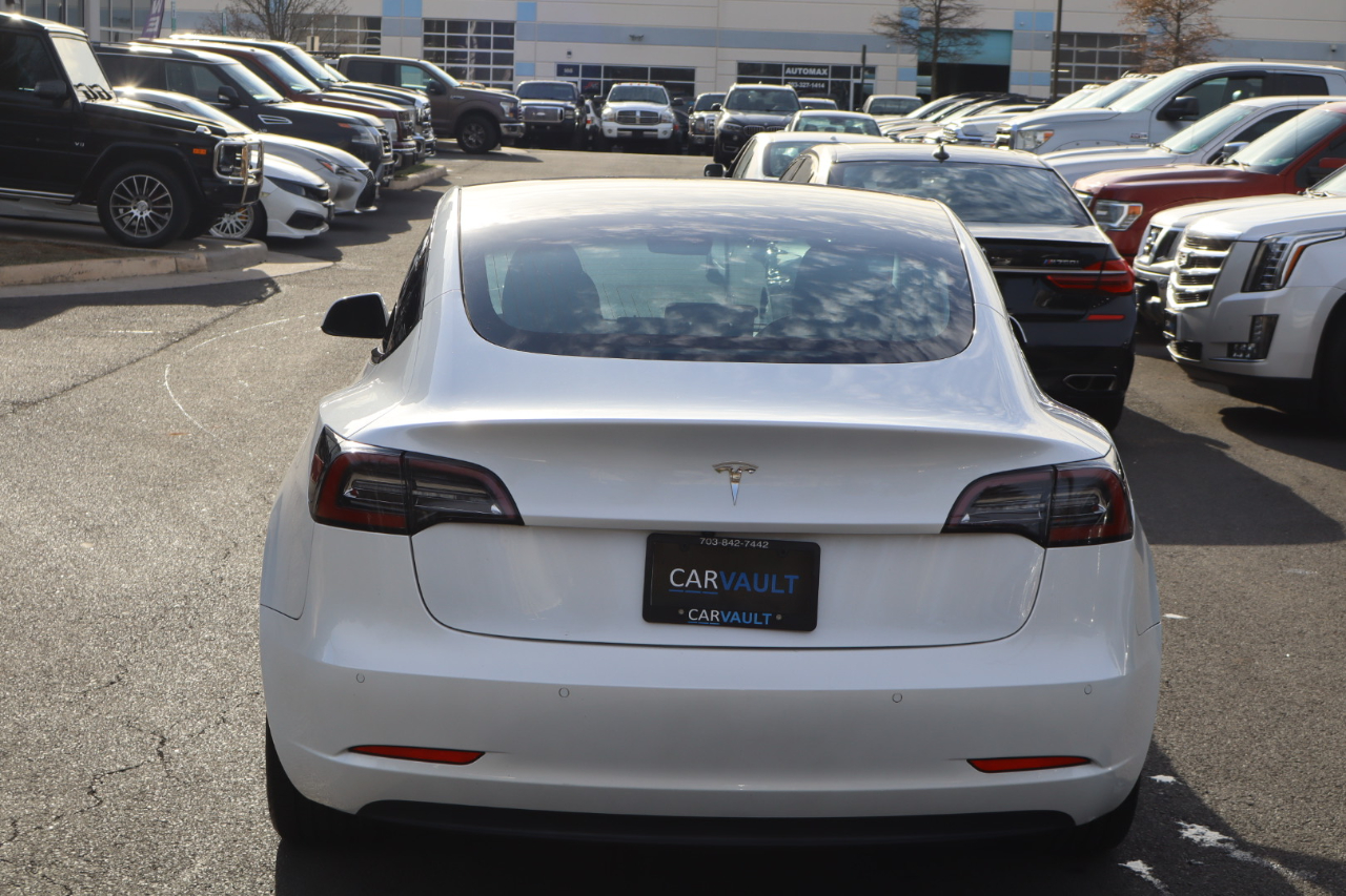 Tesla Model 3 Standard Range Plus 2020
