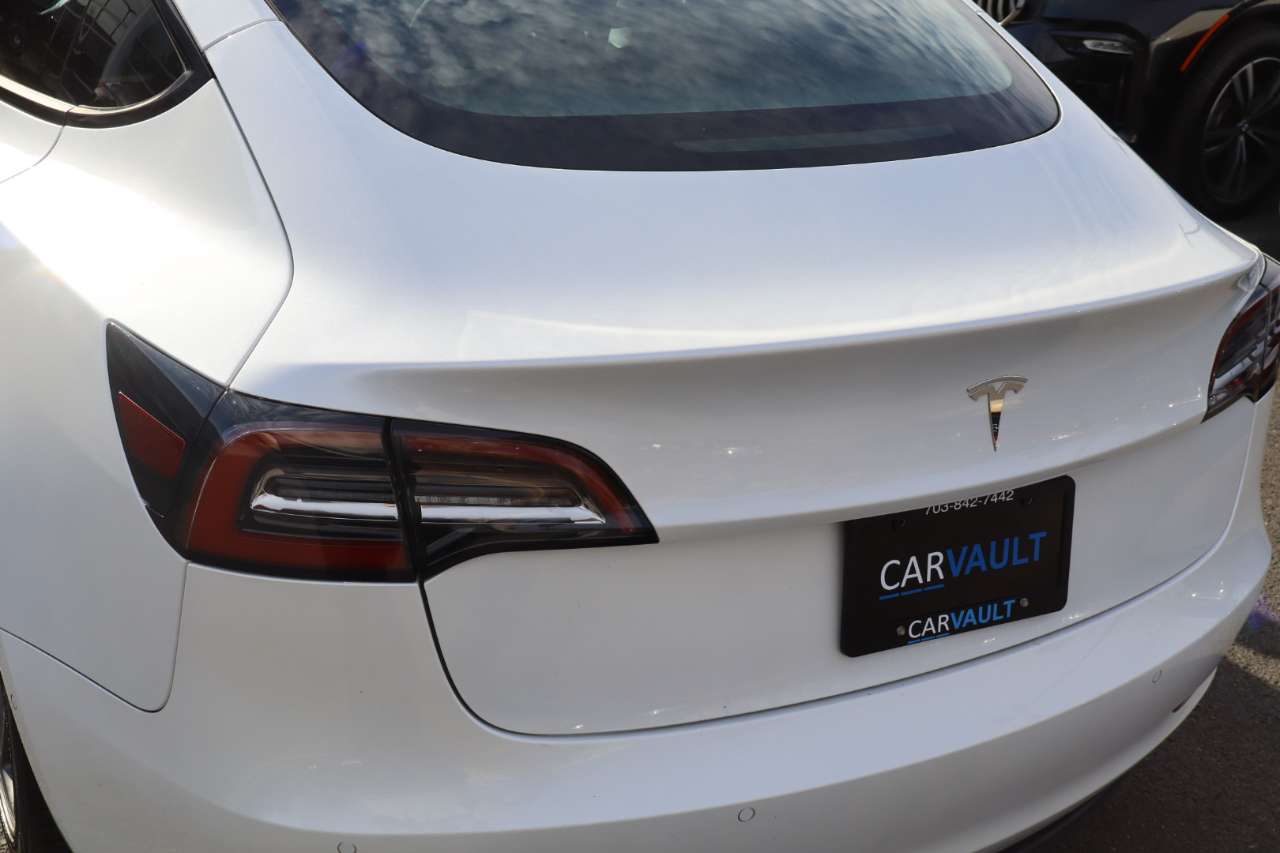 Tesla Model 3 Standard Range Plus 2020