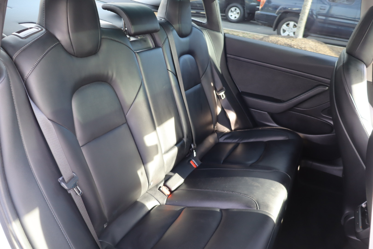 Tesla Model 3 Standard Range Plus 2020