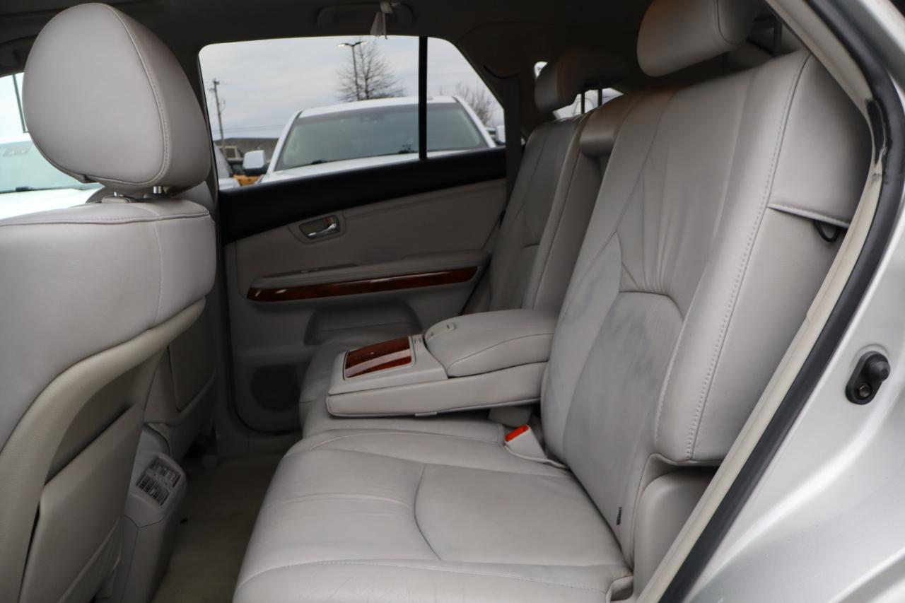 Lexus RX 330 4dr SUV AWD 2004
