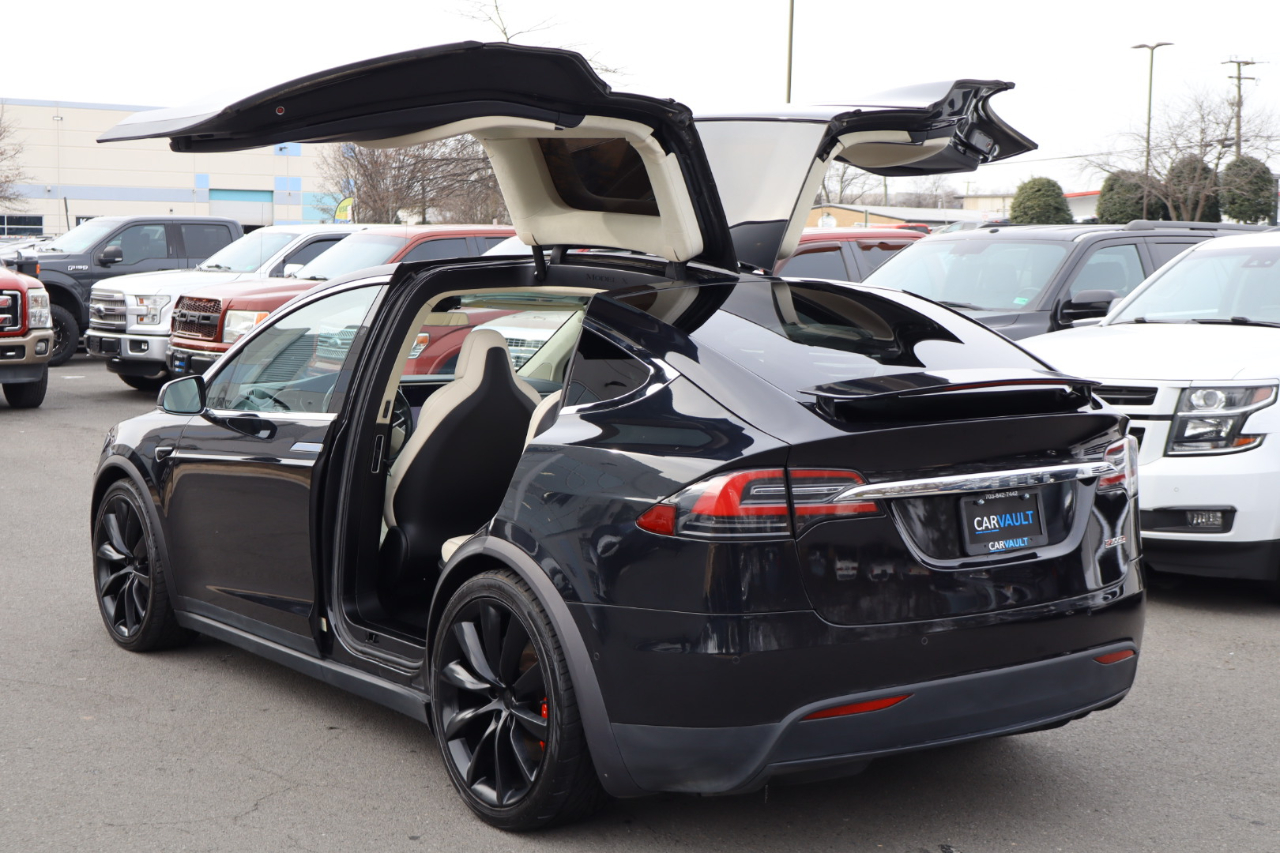 Tesla Model X AWD 4dr P100D 2017