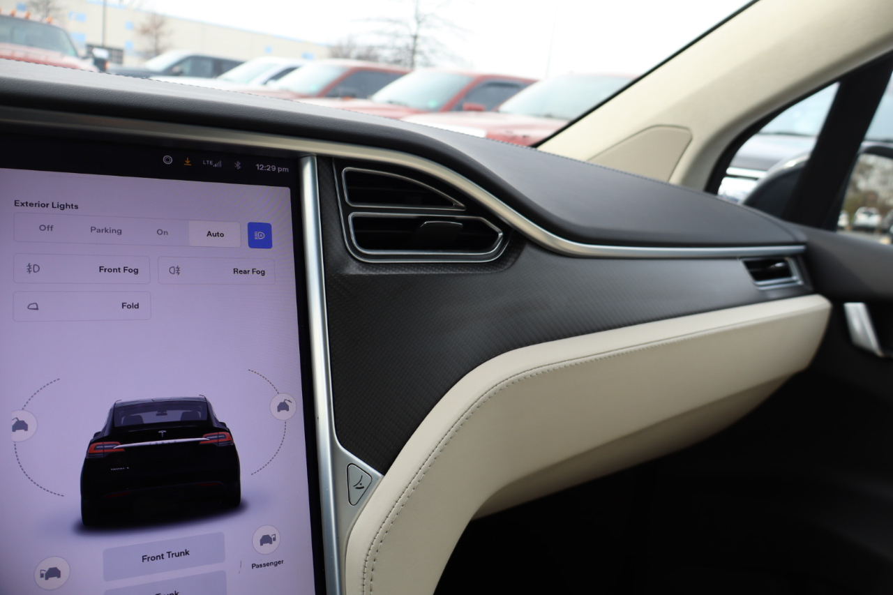 Tesla Model X AWD 4dr P100D 2017