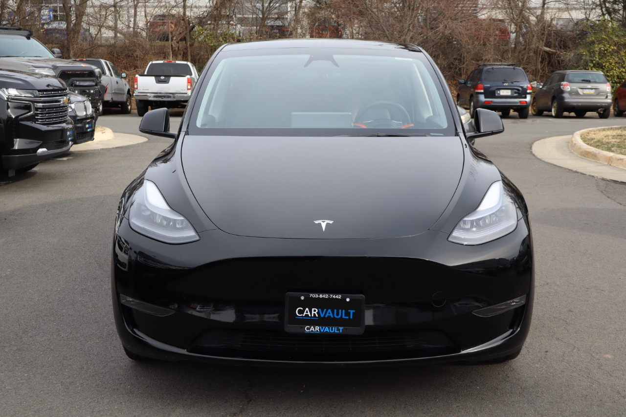 2023 Tesla Model Y Long Range's photo