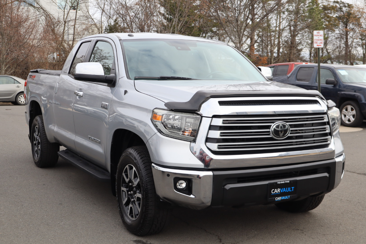 2018 Toyota Tundra Limited's photo