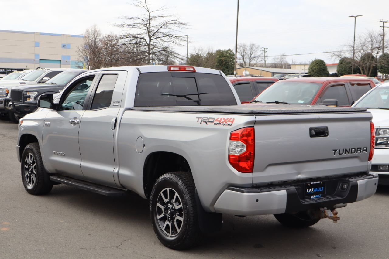 Toyota Tundra Limited 5.7L Double Cab 4WD 2018