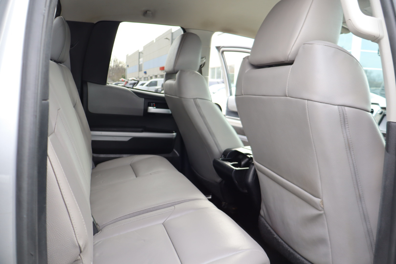 Toyota Tundra Limited 5.7L Double Cab 4WD 2018