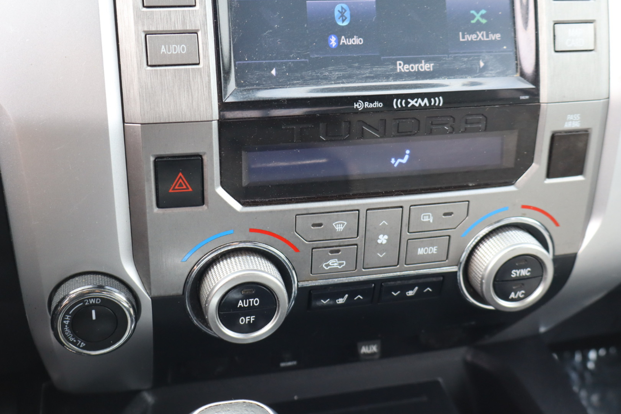 Toyota Tundra Limited 5.7L Double Cab 4WD 2018