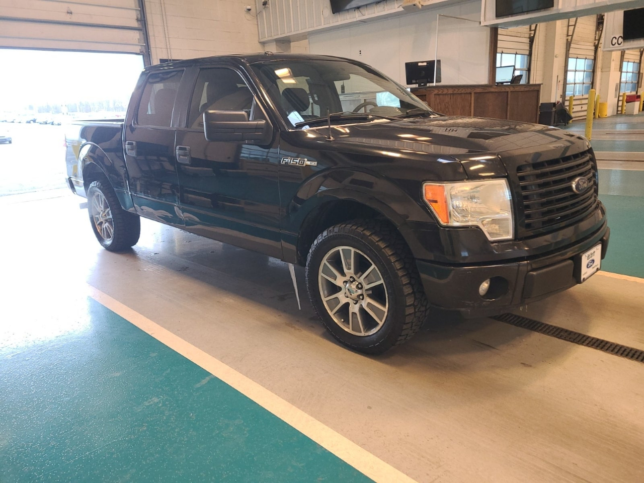Ford F-150 STX SuperCrew 4WD 2014
