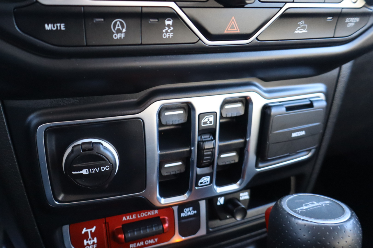 Jeep Gladiator Mojave Crew Cab 4WD 2023