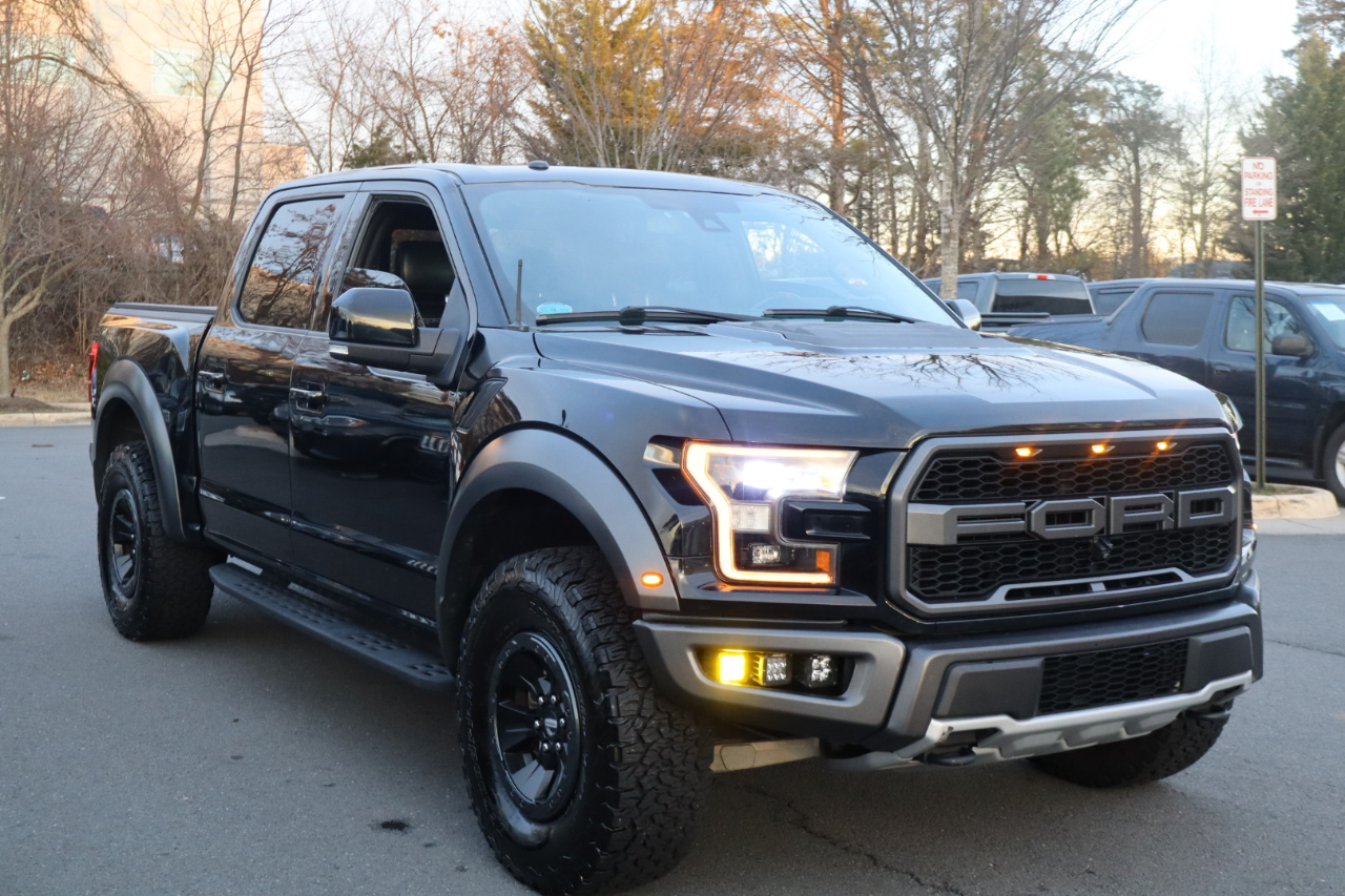 Ford F-150 Raptor SuperCrew 4WD 2018