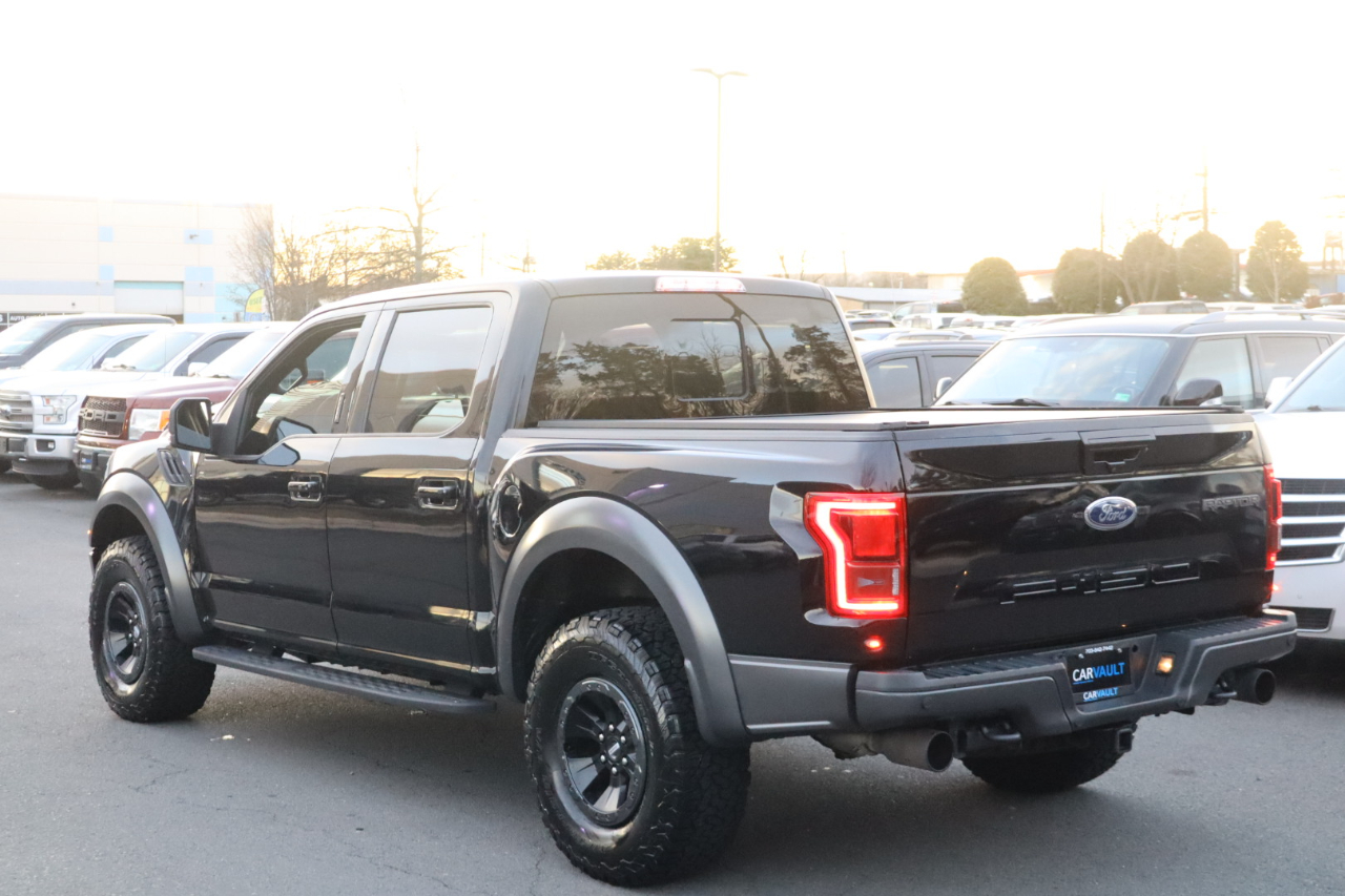Ford F-150 Raptor SuperCrew 4WD 2018