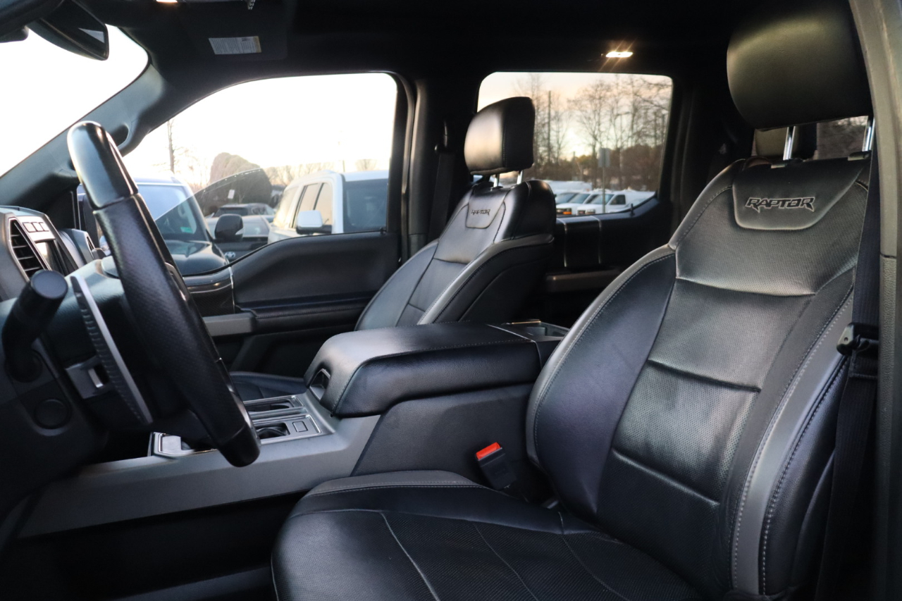 Ford F-150 Raptor SuperCrew 4WD 2018