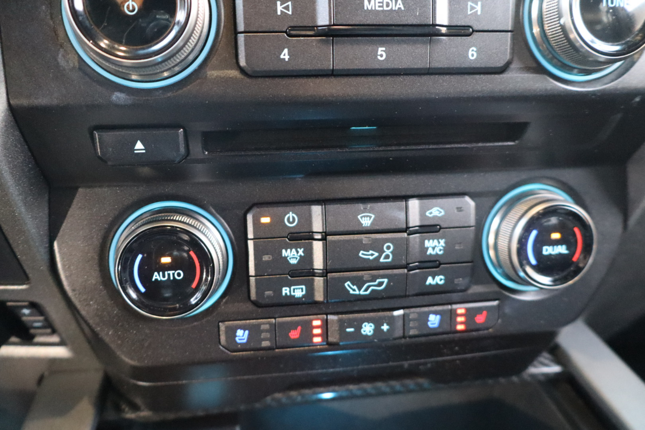 Ford F-150 Raptor SuperCrew 4WD 2018