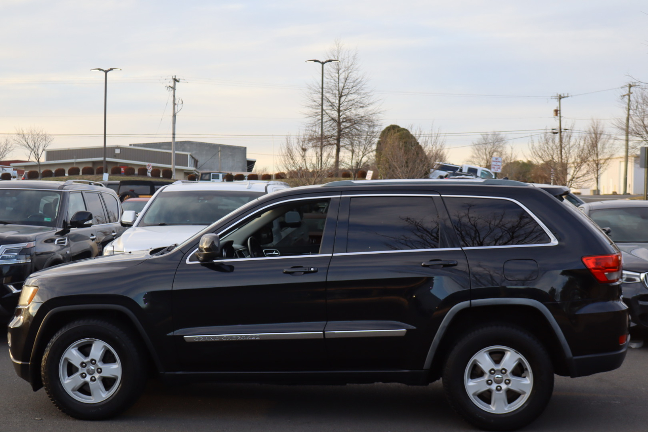 Jeep Grand Cherokee Laredo 4WD 2012