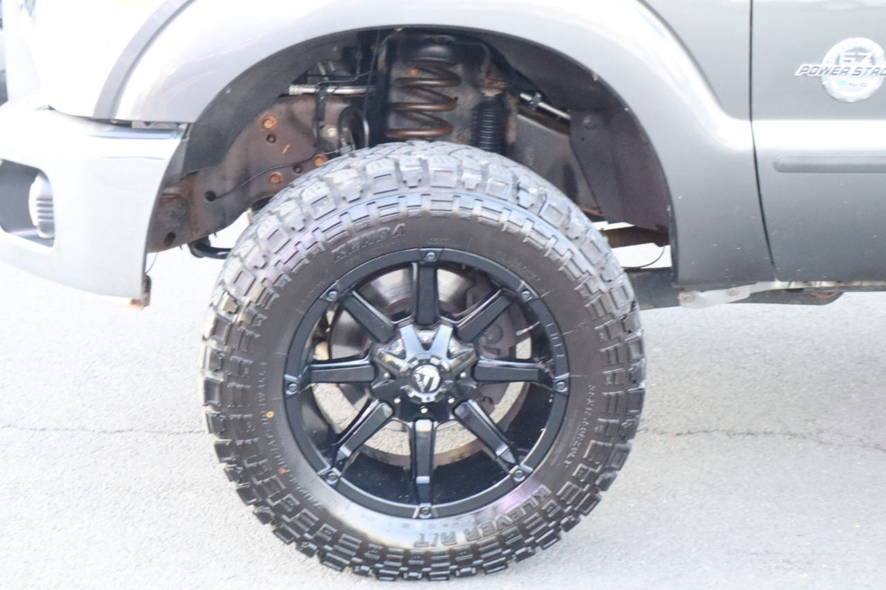 Ford F-350 SD Lariat Crew Cab 4WD 2016