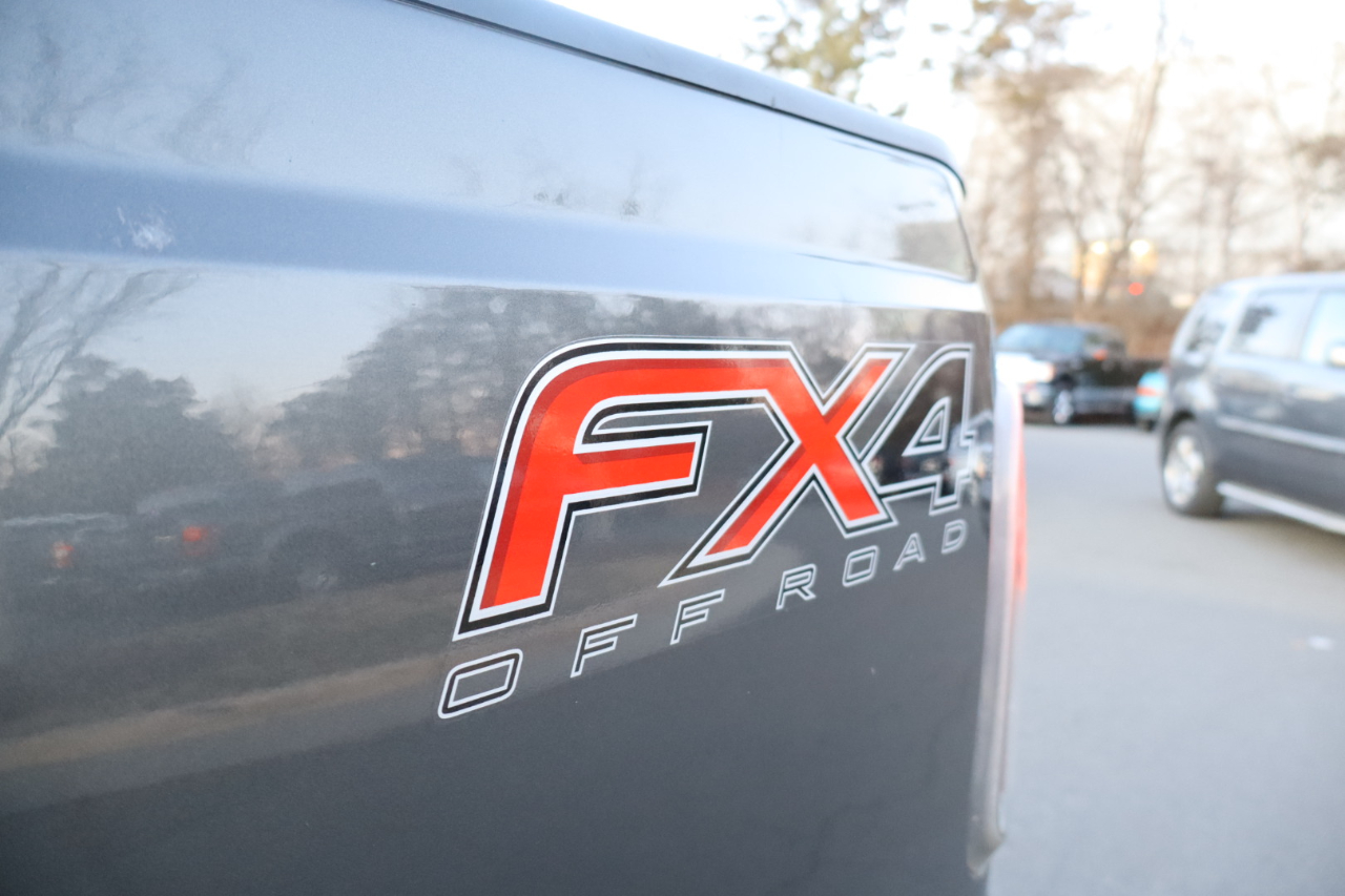 Ford F-350 SD Lariat Crew Cab 4WD 2016