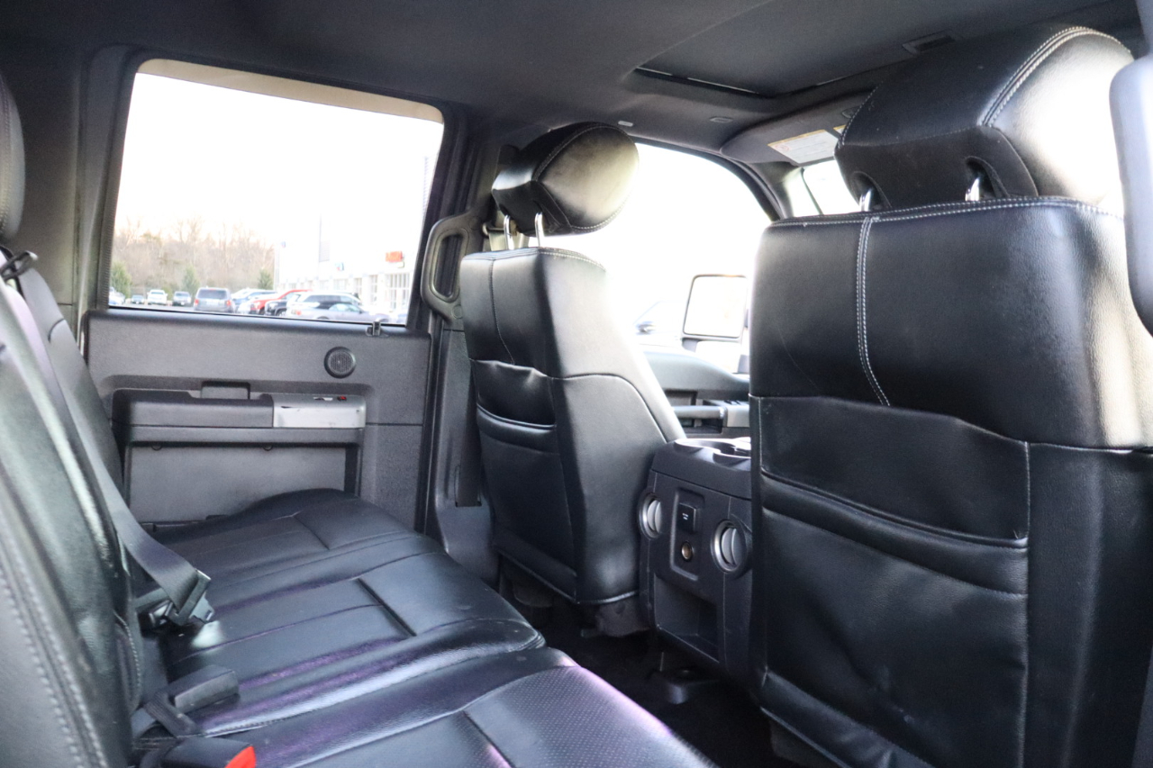 Ford F-350 SD Lariat Crew Cab 4WD 2016