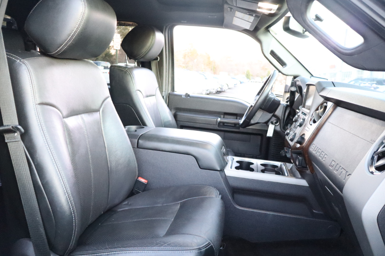 Ford F-350 SD Lariat Crew Cab 4WD 2016