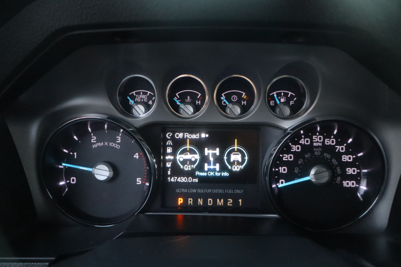 Ford F-350 SD Lariat Crew Cab 4WD 2016