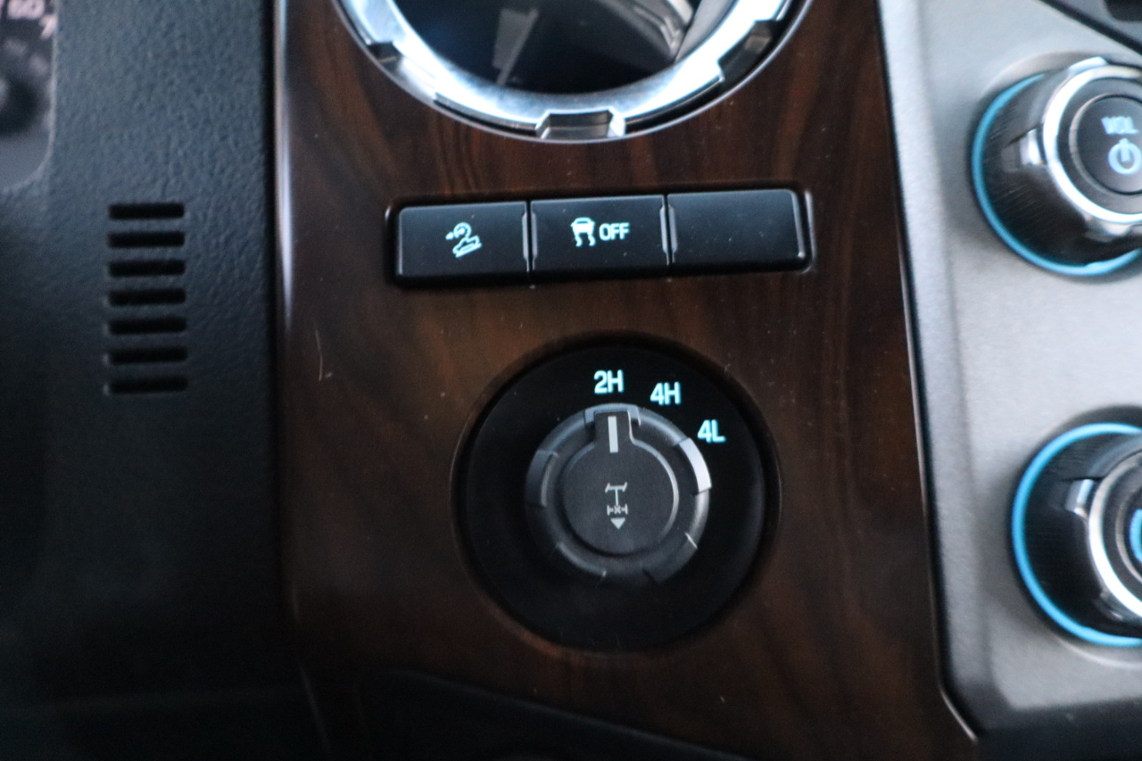 Ford F-350 SD Lariat Crew Cab 4WD 2016